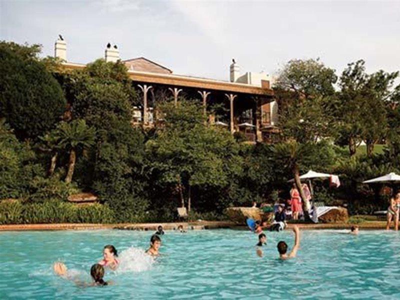Drakensberg Sun Resort Cathkin Park Eksteriør bilde
