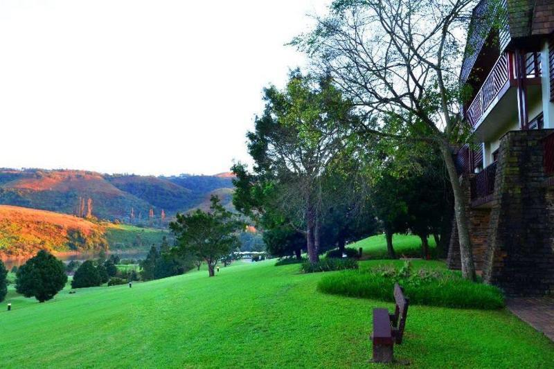 Drakensberg Sun Resort Cathkin Park Eksteriør bilde